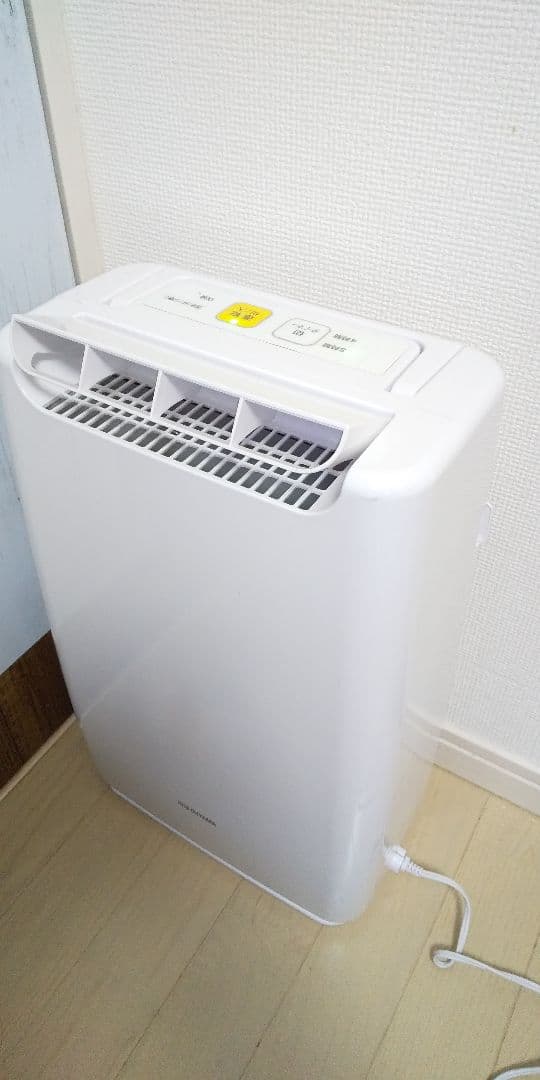 動作確認済み➰アイリスオーヤマデシカント式除湿機