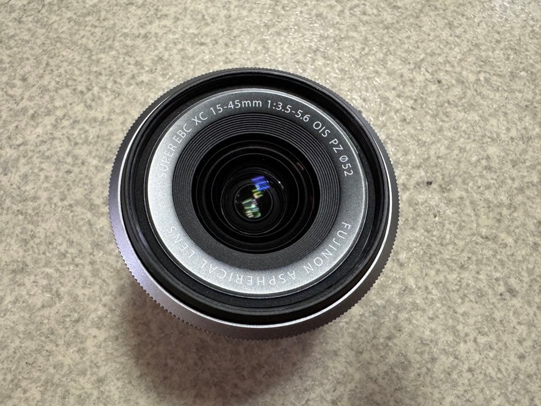 【オプション有】FUJIFILM X-A5 レンズキット SILVER