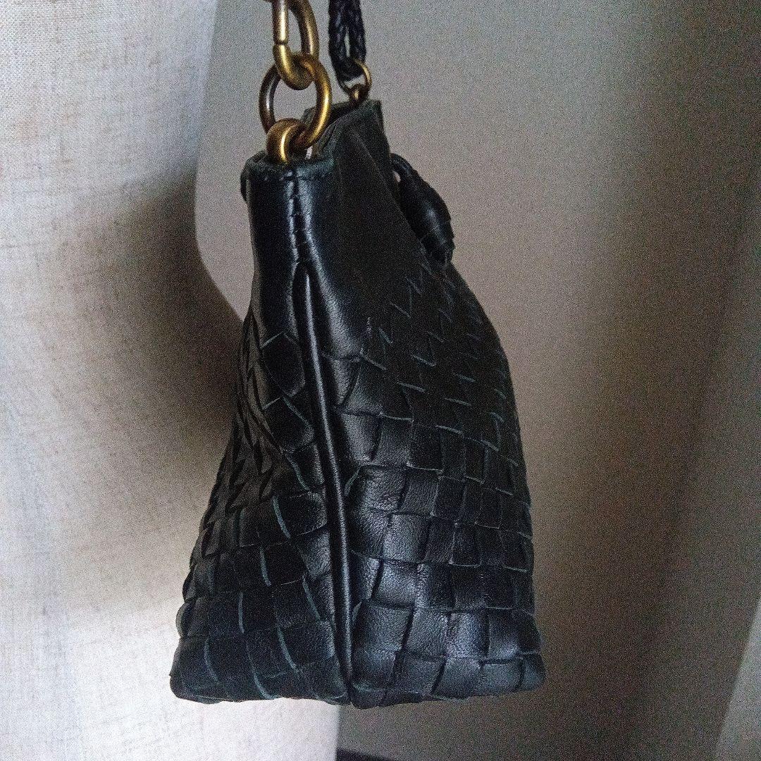 BOTTEGA VENETA イントレチャート ショルダーバッグ 黒 美品
