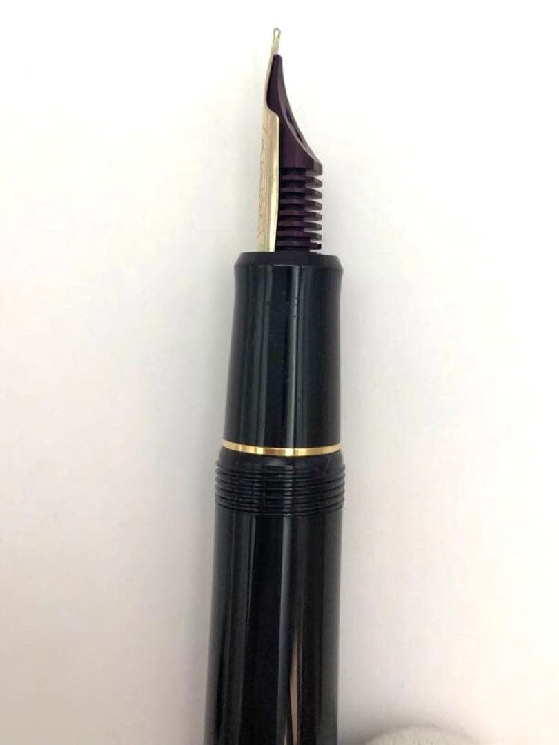 PILOT万年筆 custom743【カートリッジ式】