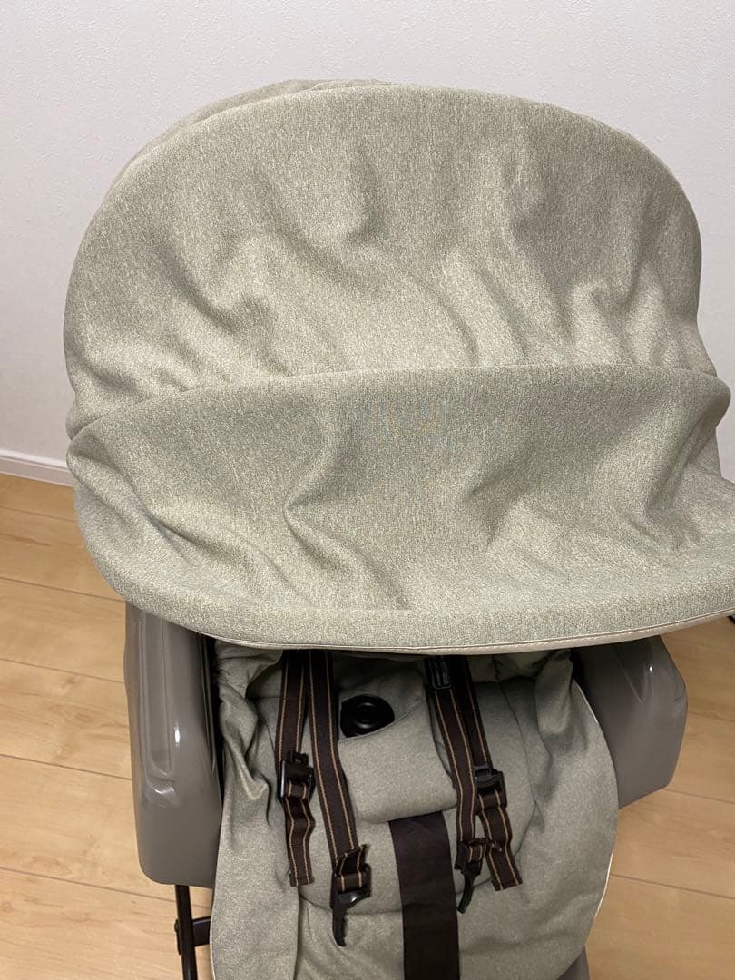 Combi ハイローチェア　手動　ベビーラック　おやすみドーム付き