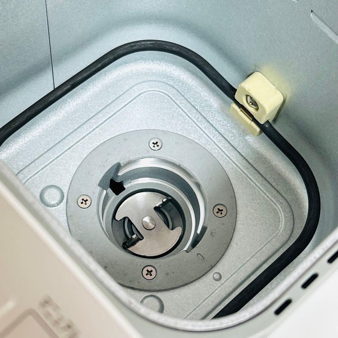 【未使用品】Panasonic ホームベーカリー 1斤 SD-MDX102-W