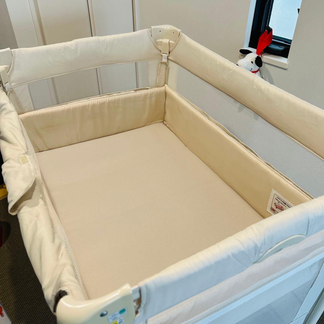 Aprica アップリカ ココネルエアー ホワイト 折り畳みベビーベッド