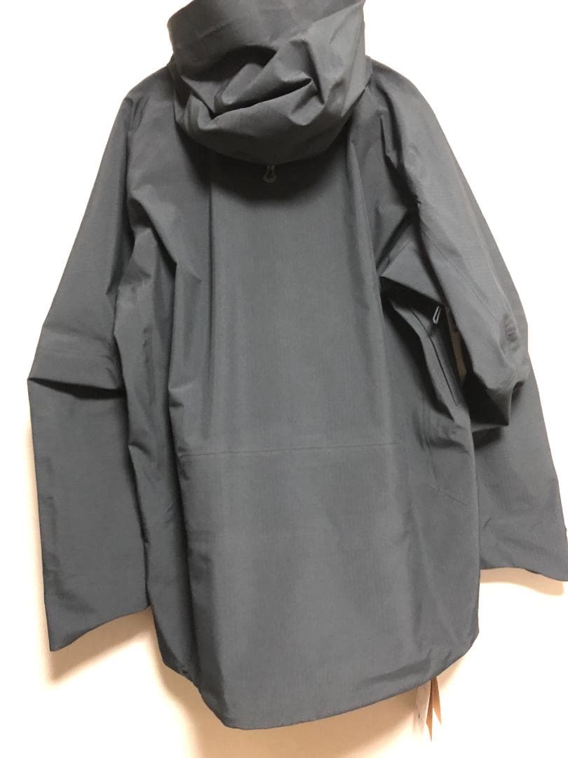 新品 サロモン SONIC 3レイヤー ジャケット LC2285700 M 黒