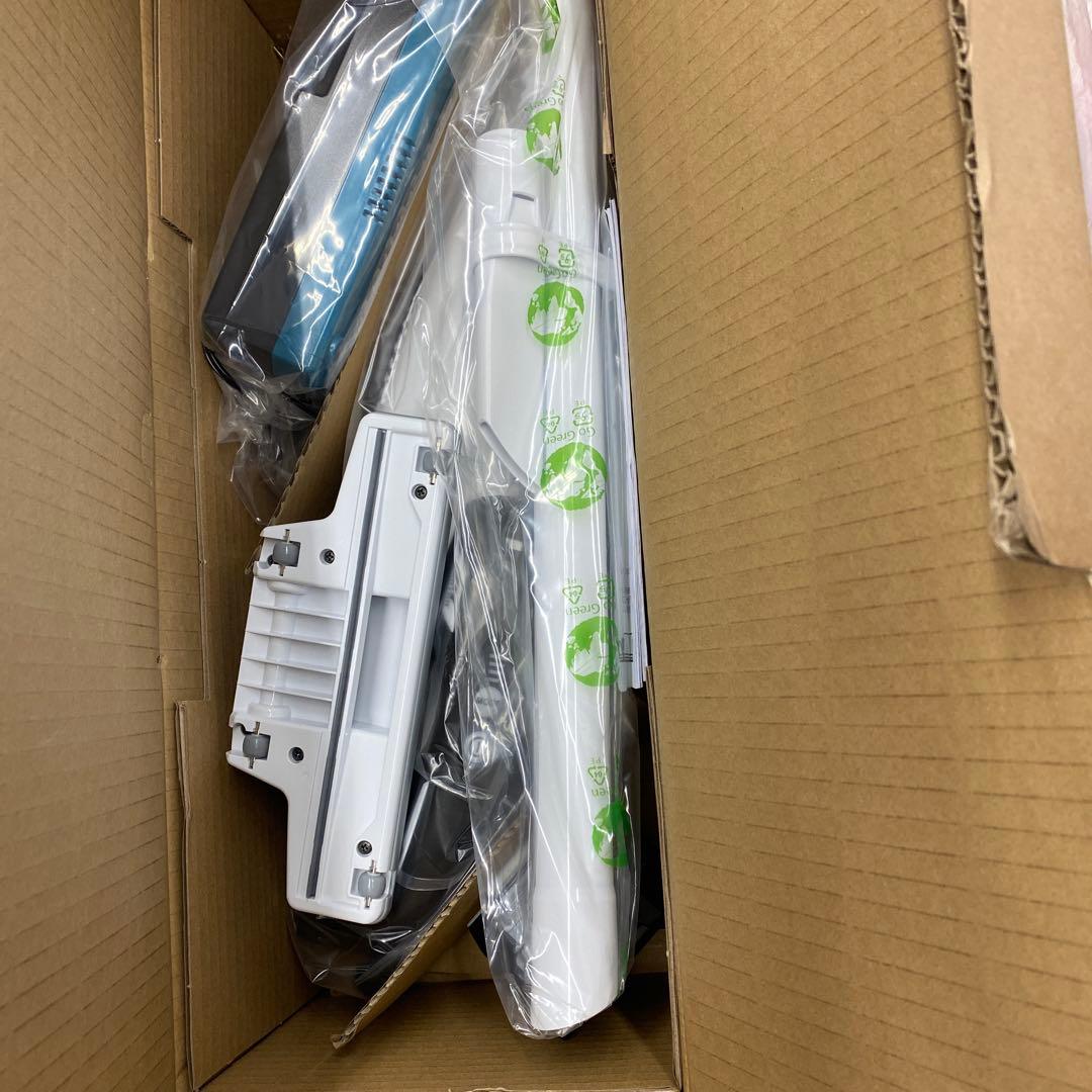 54⬜︎未使用品マキタ　充電式クリーナ　MT0214-3