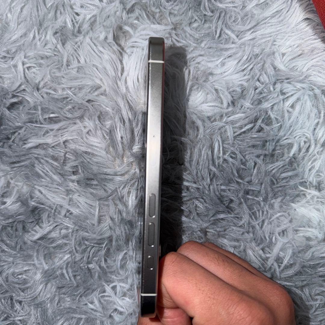 【かじ】iPhone15Pro 256G ジャンク品