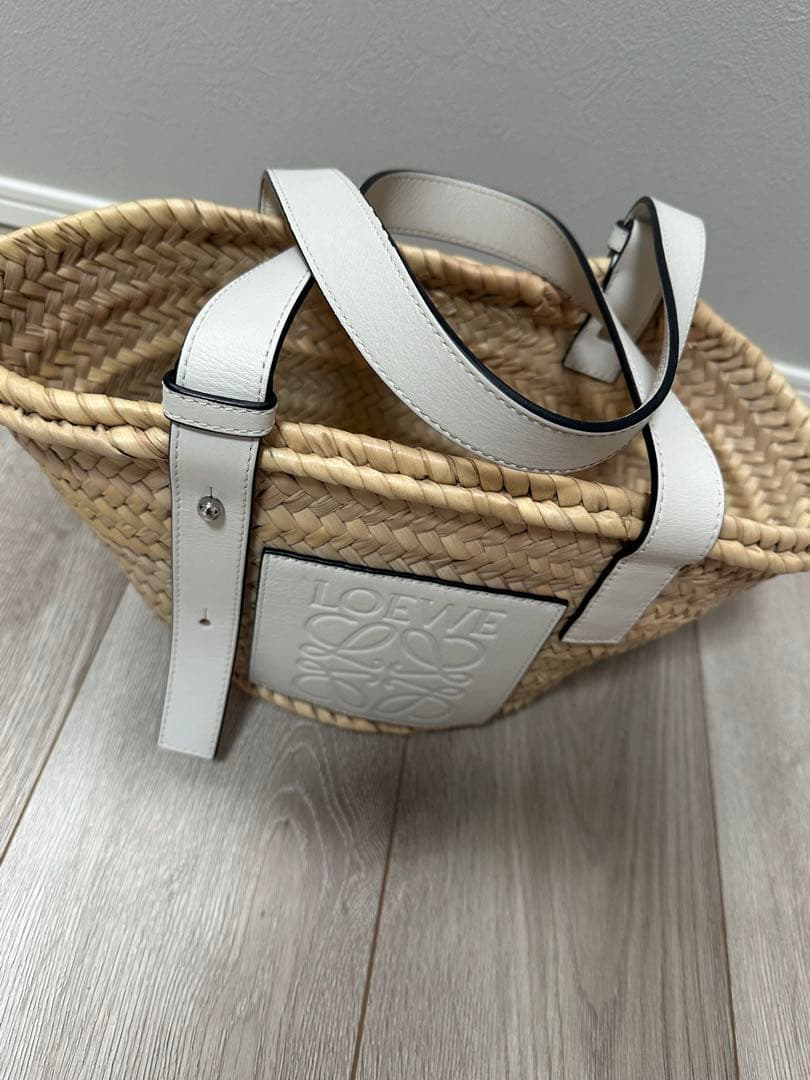 LOEWE かごバッグ ナチュラル/ホワイト