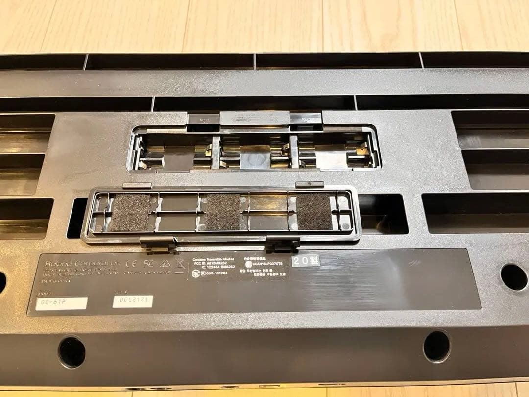 ケース/譜面台付き 美品ローランド Roland GO:PIANO GO-61P