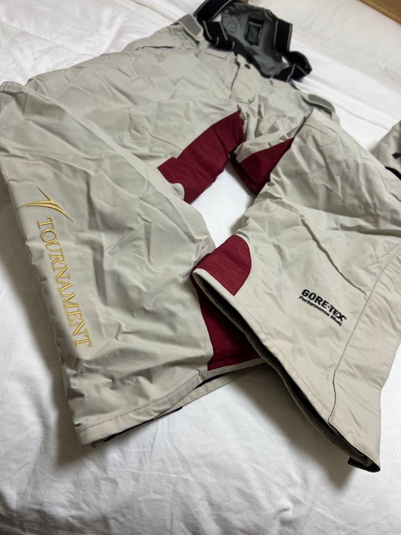 ダイワ トーナメント TOURNAMENT GORE-TEX レインウェア