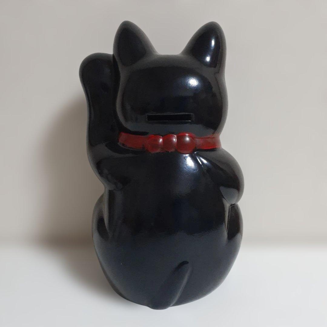 129　瀬戸焼　 黒色　8寸　招き猫　左手上げ　 陶器製　約25㎝　商売繁盛