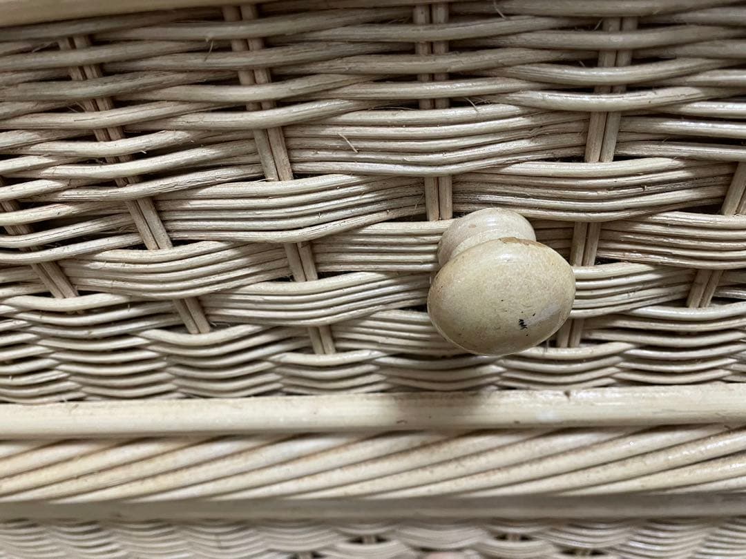 ヴィンテージ　ホワイトラタン風チェスト 3段☆②