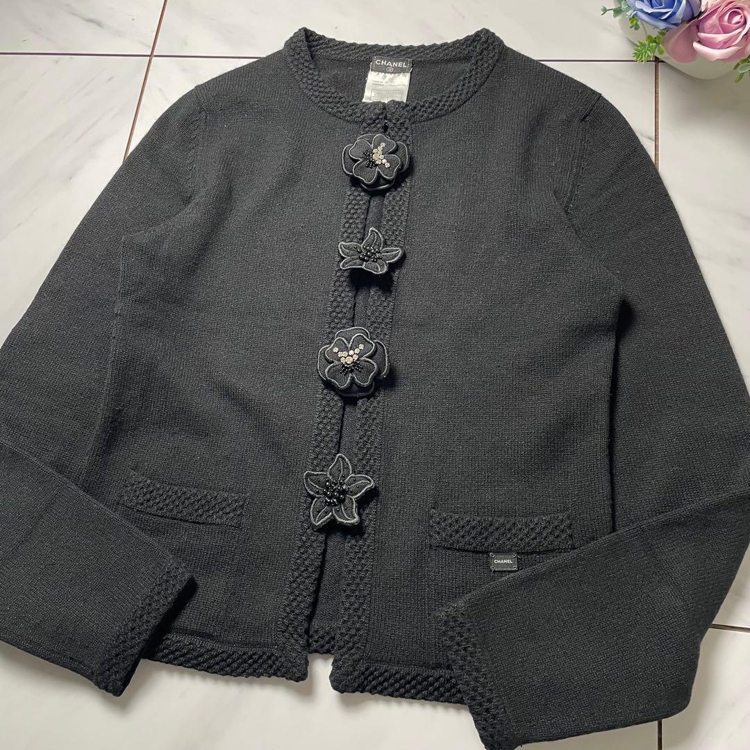 CHANEL 05P ピュアカシミヤ カーディガン カメリアブローチ付 黒 36