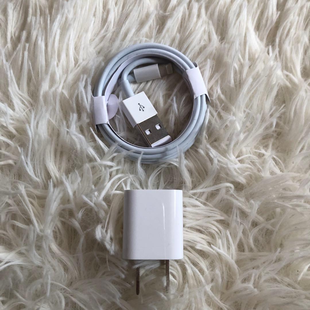 【完動品】iPad 第5世代 128GB SIMフリー 【すぐ発送】【付属品】