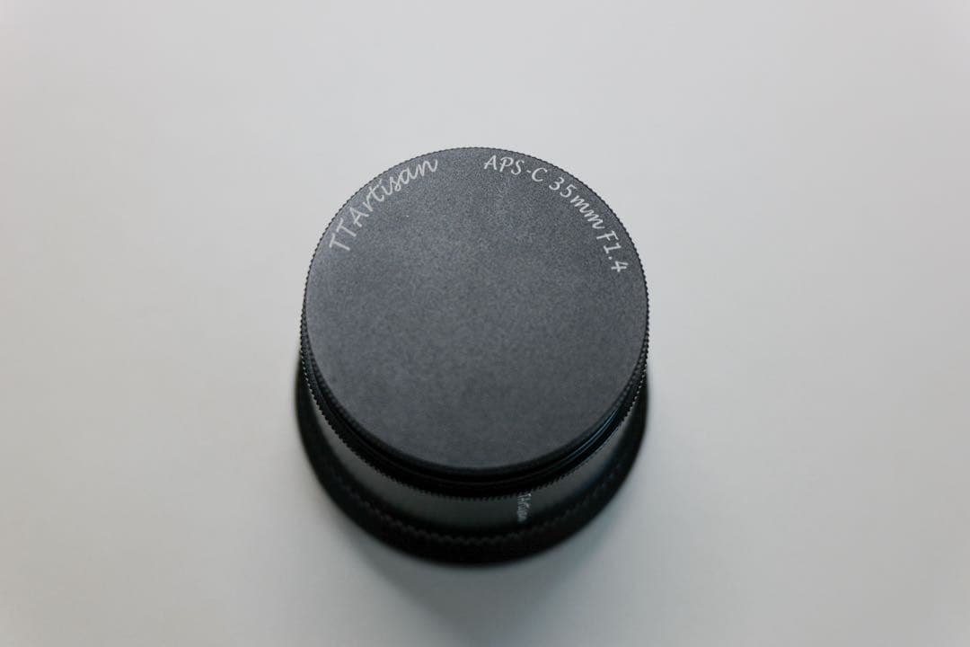 TTArtisan 35mm f1.4 EOS Mマウント用