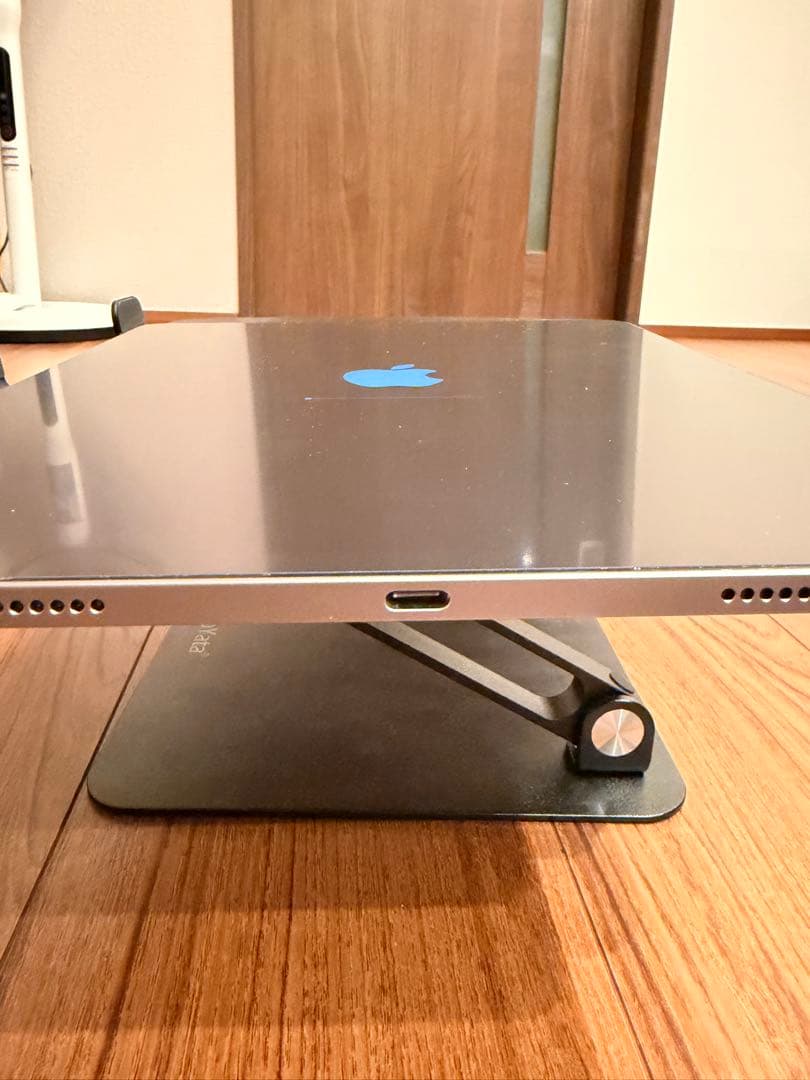 【アクセサリー付】iPad Pro12.9インチ第6世代 128GB Wi-Fi