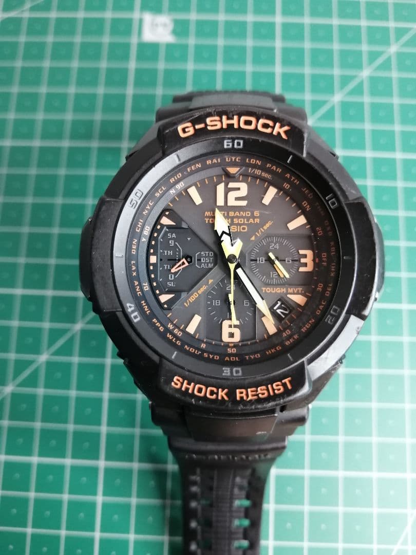 カシオ　G-shock GW-3000B 洗浄済み