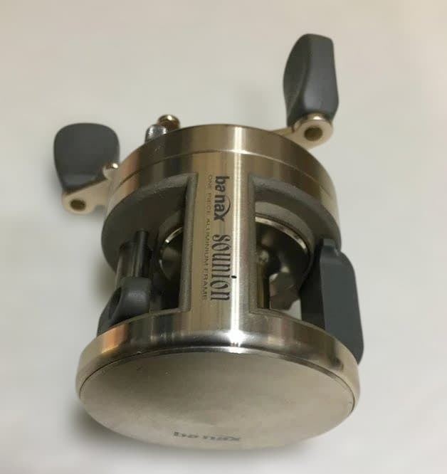 訳あり！激レア製品の海外で人気があったBanaxのビンテージ、ベイトリール