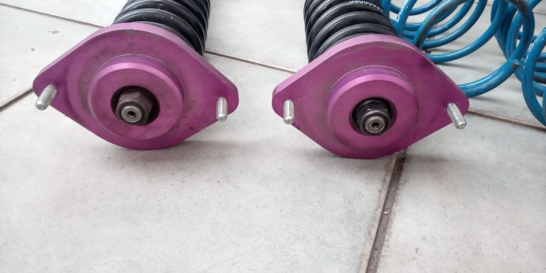 ファイナルコネクション、エスぺリア　車庫調とダウンサス