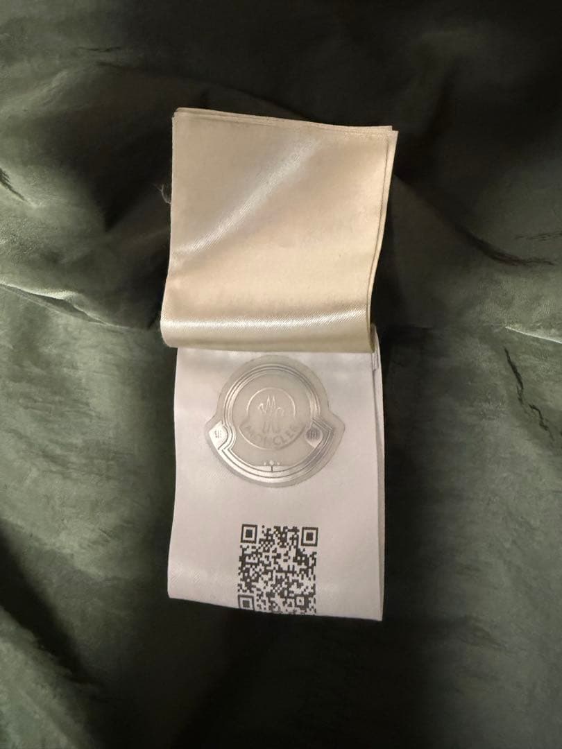 美品⭐︎MONCLER モンクレール　ナイロンジャケット　フーデイー2