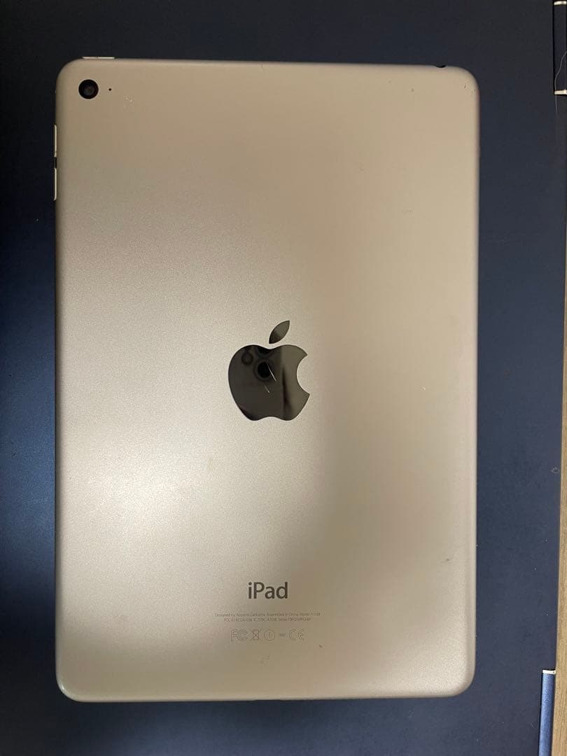 Apple iPad mini4 64 本体