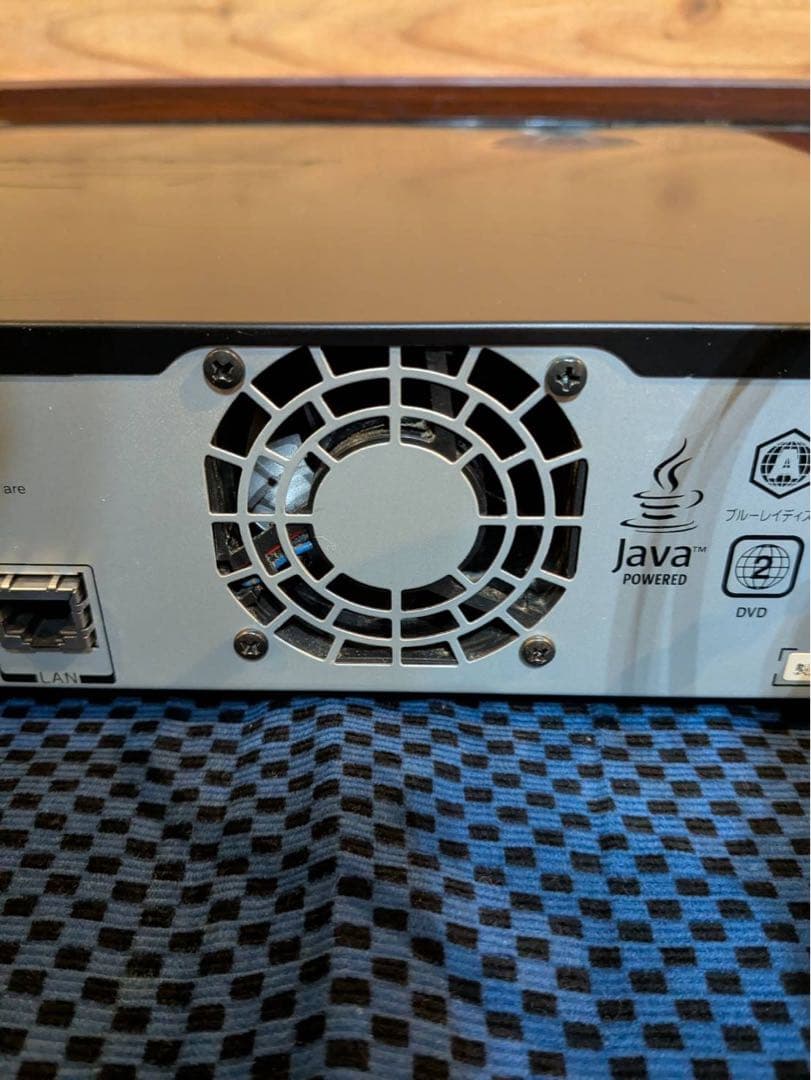 TOSHIBA REGZA ブルーレイレコーダー　リモコン付き