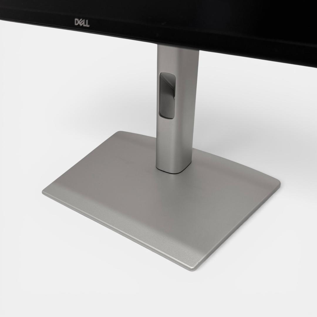 Dell Pro 24 Plus QHD USB-C 24インチ P2425DE