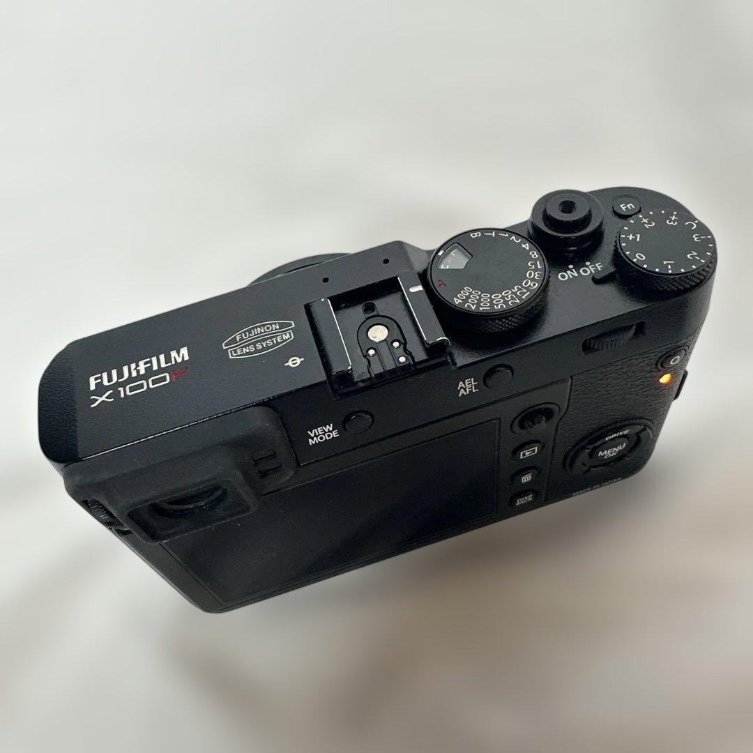 Fujifilm X100F デジタルカメラ　ショット数39枚！富士フイルム