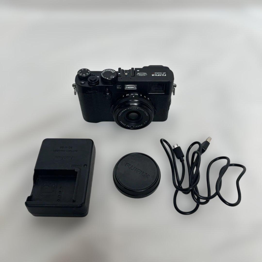Fujifilm X100F デジタルカメラ　ショット数39枚！富士フイルム