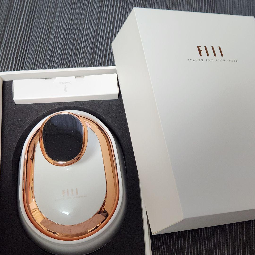 【新品】FIILキャビテーション EMS ダイエット器具 即効性 セルライト除去