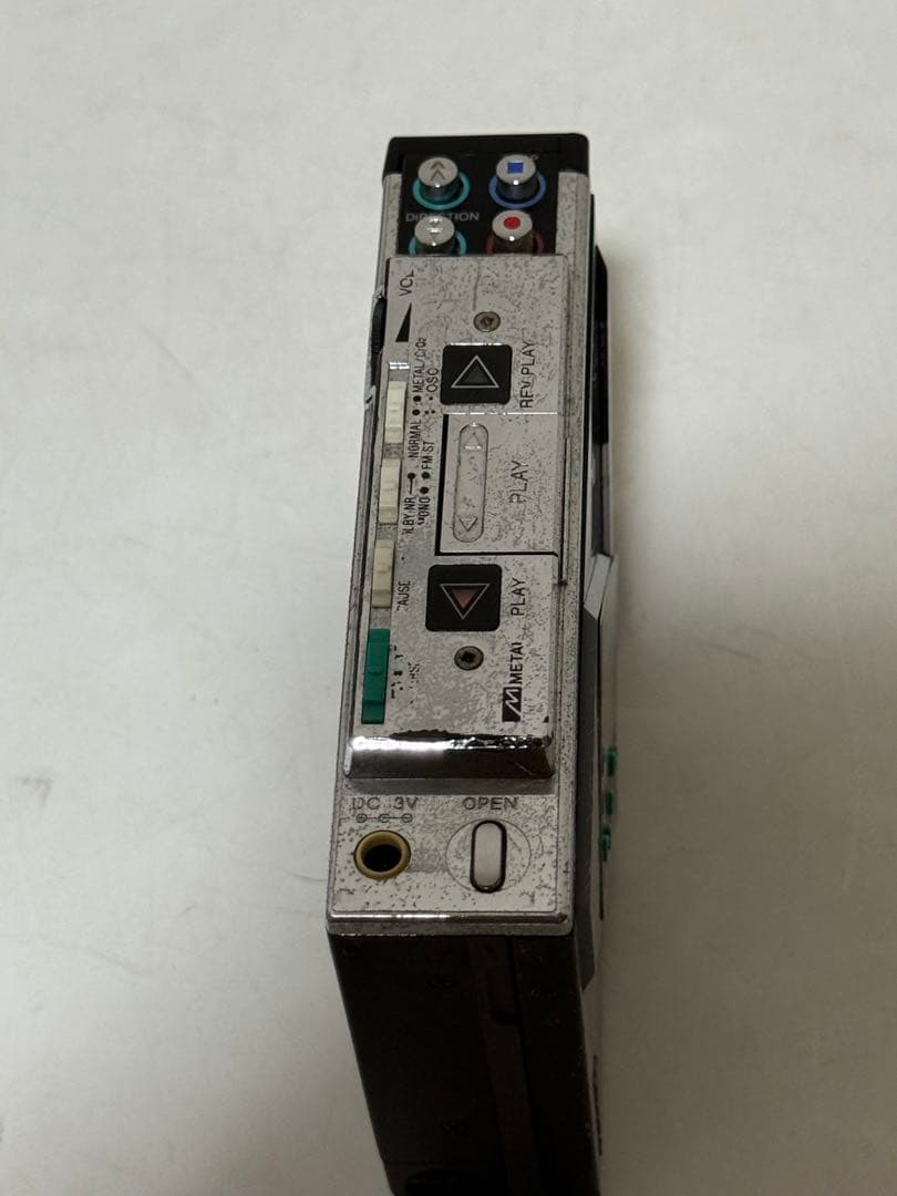 ジャンク品 通電OK アイワ hs-j9 カセットボーイ