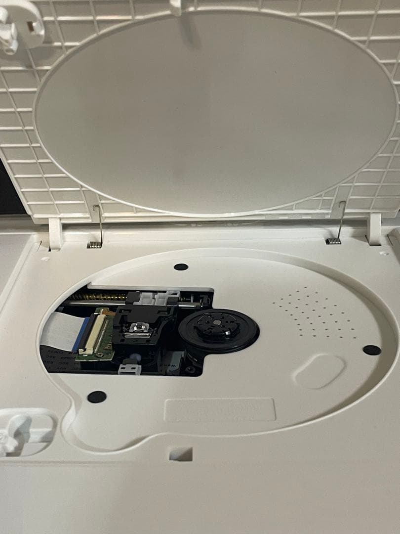 アグレクション 10インチポータブルブルーレイプレーヤー SU-10PB