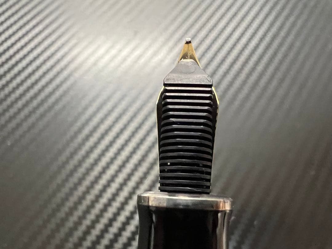 ペリカン スーベレーン M805 万年筆 ブラックシルバー M 中字