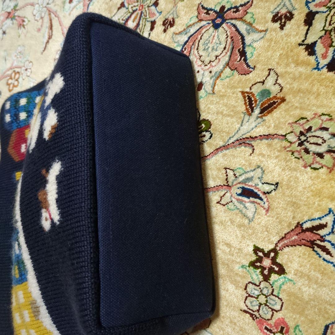 ファミリア、インターシャ編みバッグ 正規品、美品、連休セール