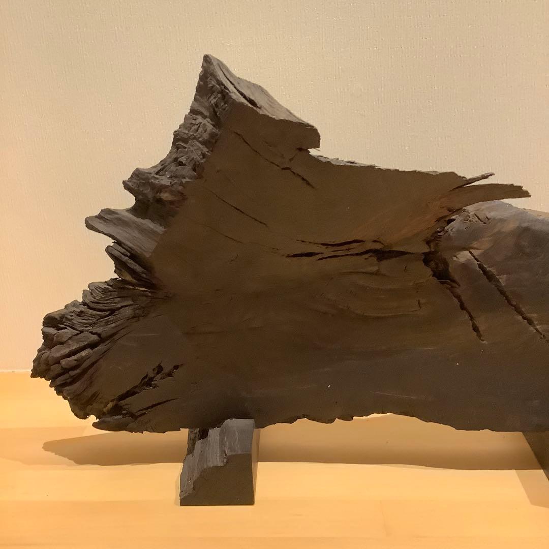 無垢材　ダークブラウン　木製置物