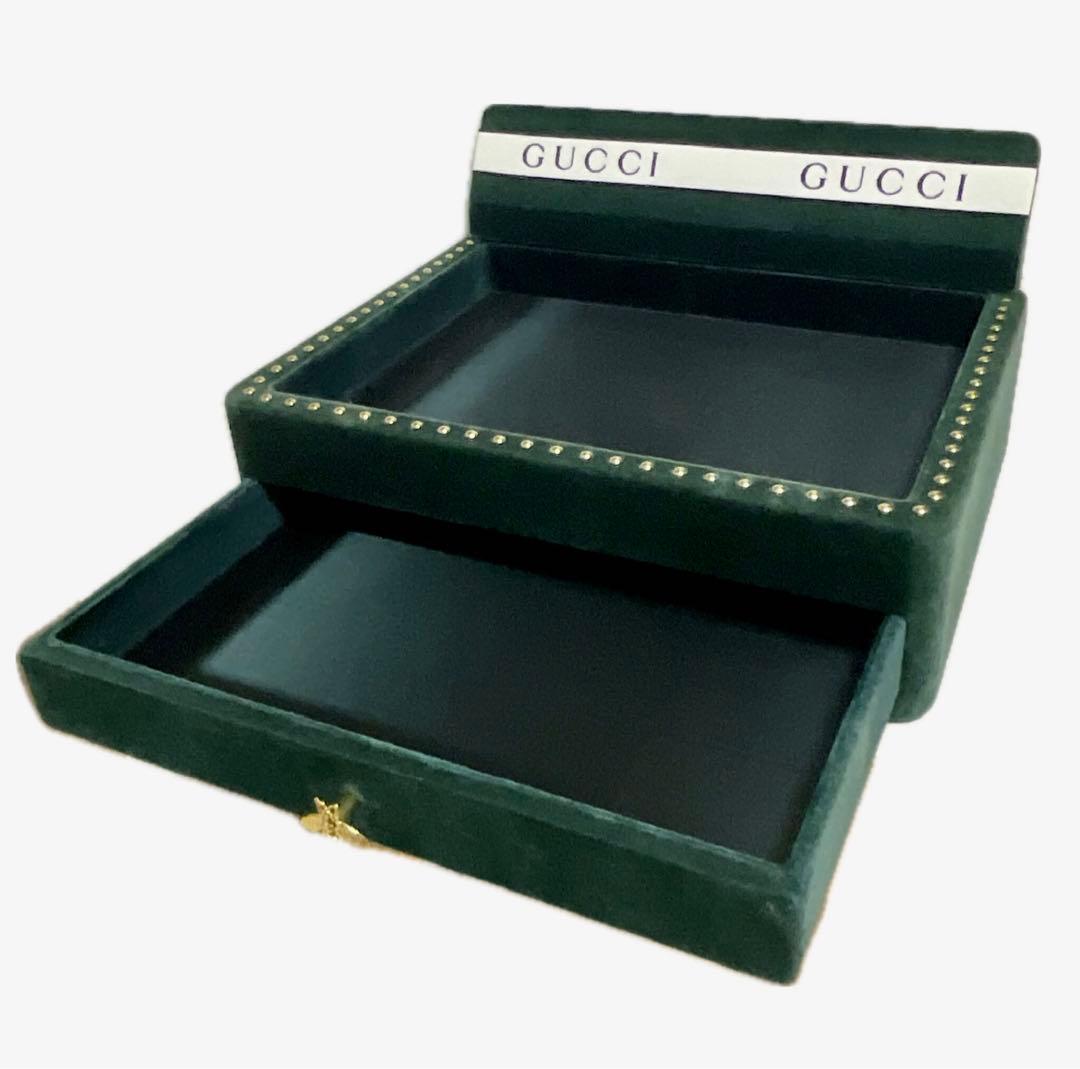 グッチ　雑貨　インテリア　グリーン　スエード　ビー　bee ベロア　小物入れ