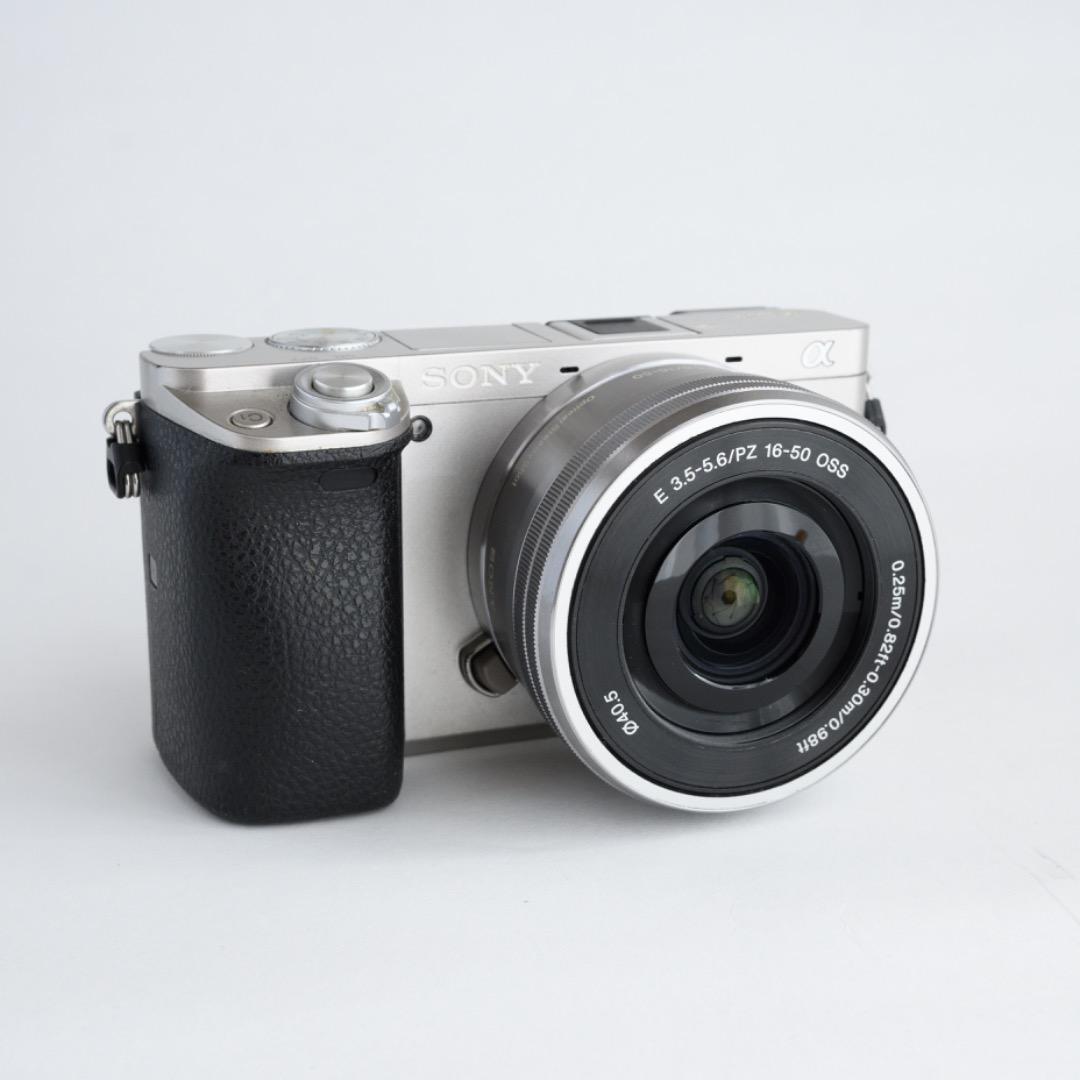 SONY α6000 + 16-50mmレンズ