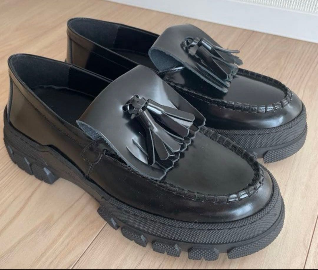 WEEKEND Max Maraマックスマーラ トラックソール　ローファー