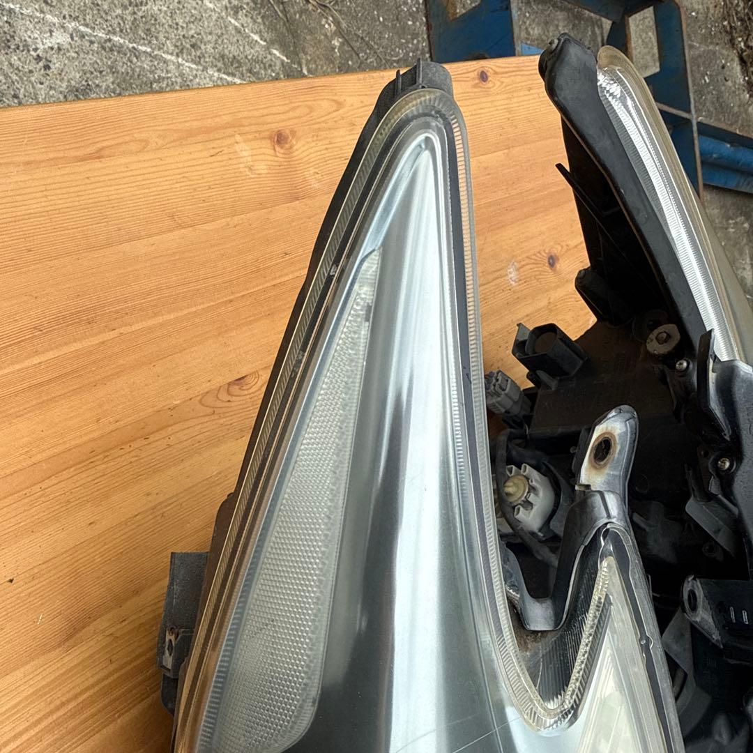 プリウス30 前期　ヘッドライト