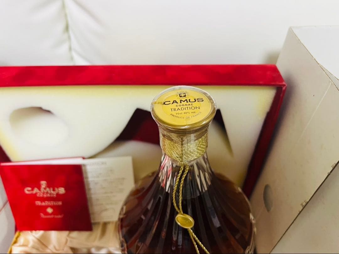 カミュ トラディション　バカラ　クリスタル　替栓　冊子　化粧箱　外箱付き！未開封