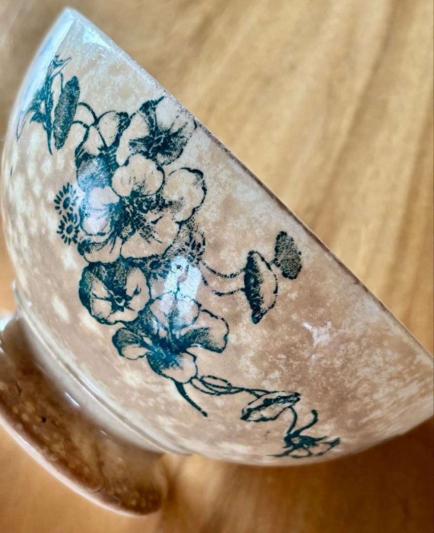 フランスアンティーク ゼラニウム柄のカフェオレボウル 口径15.4cm 飴色