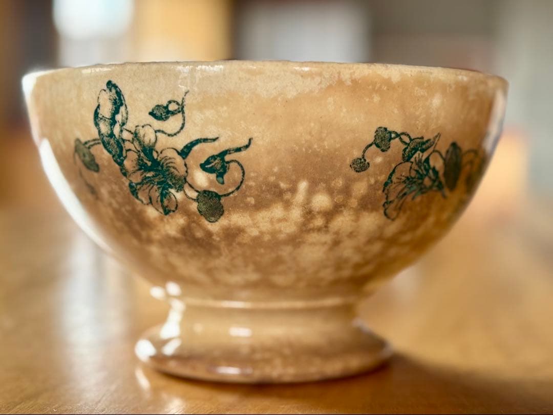 フランスアンティーク ゼラニウム柄のカフェオレボウル 口径15.4cm 飴色