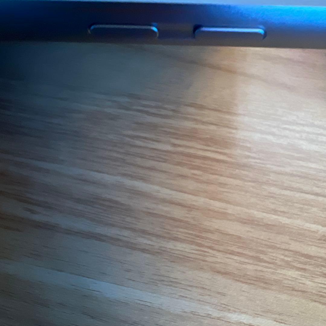 iPad 第6世代 32GB スペースグレイ ケース付き A1893