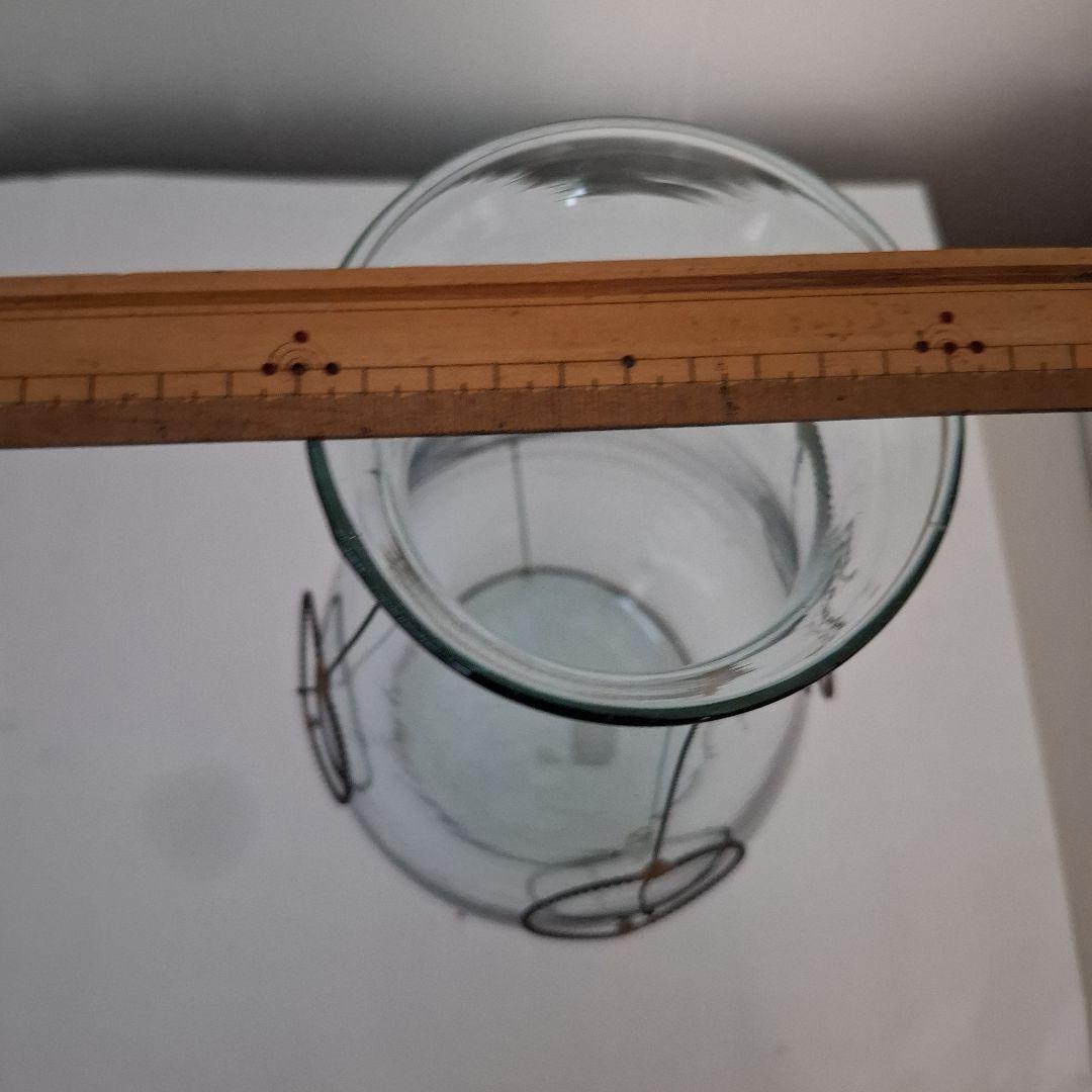 クリアガラス花瓶？