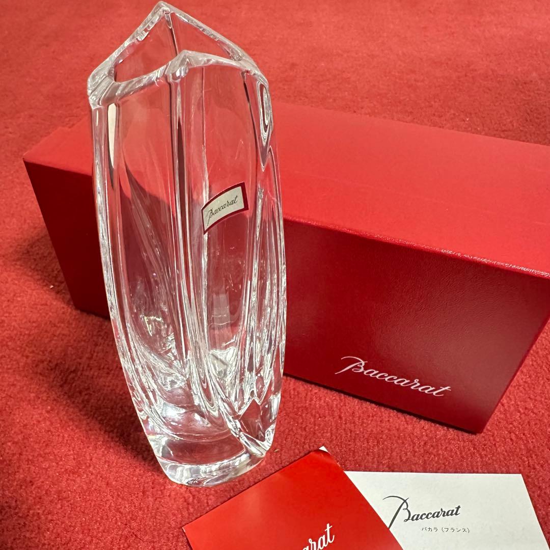新品未使用Baccarat バカラ　花瓶　RRIGOT ジベルニー