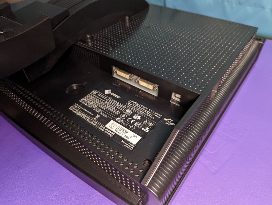 EIZO CE240W-BK(24.1インチ) + DVI-D変換アダプター