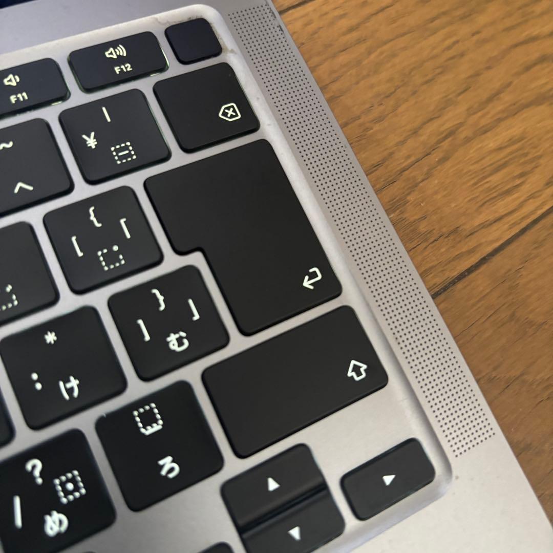 MacBook Air M1 13インチ_8GB/256GB 85%