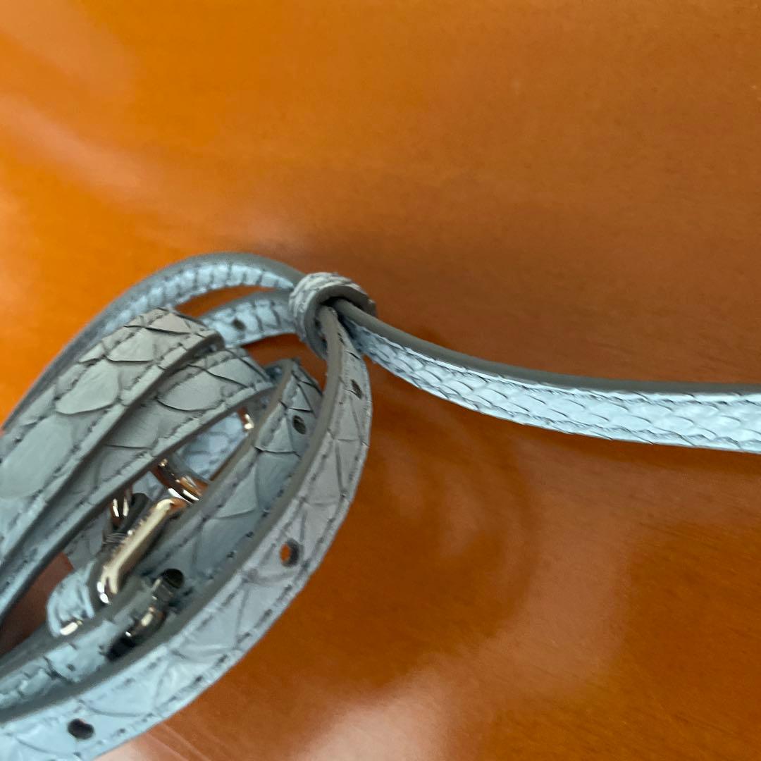 美品　Fendi 花柄刺繍 ハンドバッグ 水色