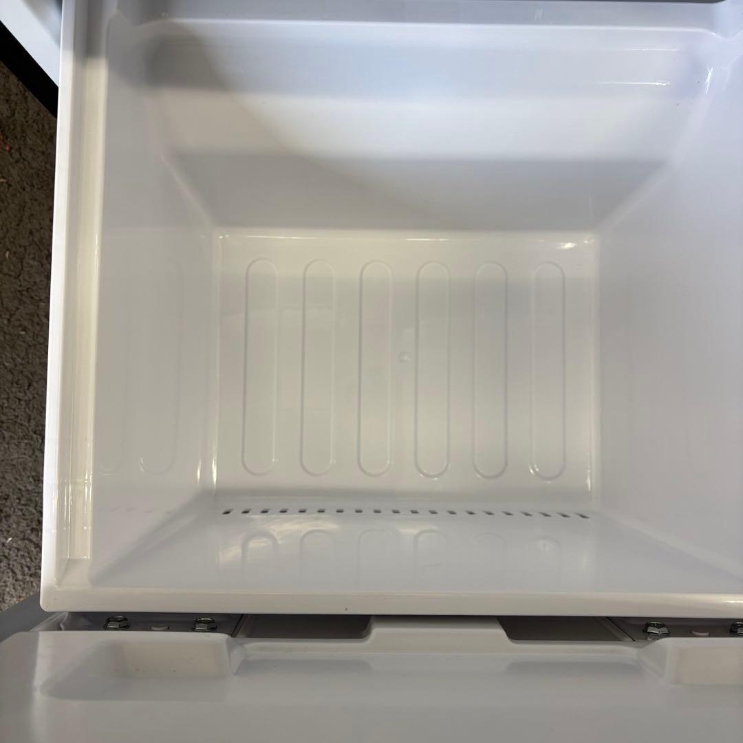 101⭕️冷蔵庫　SHARP　家電　一人暮らし　黒　設置無料　両開き　安い　小型