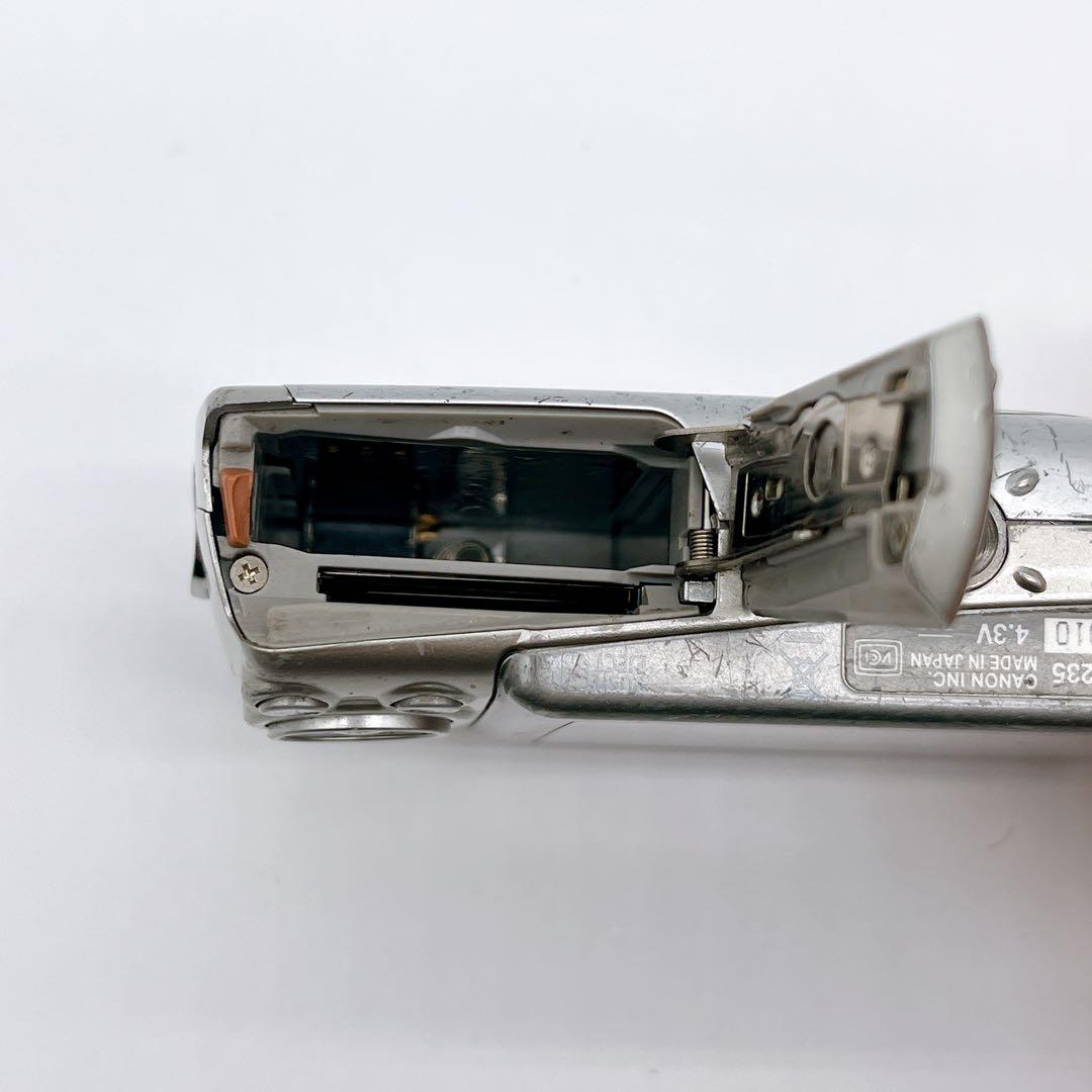 Canon IXY 810ISオールド コンデジ シルバー 充電器付き