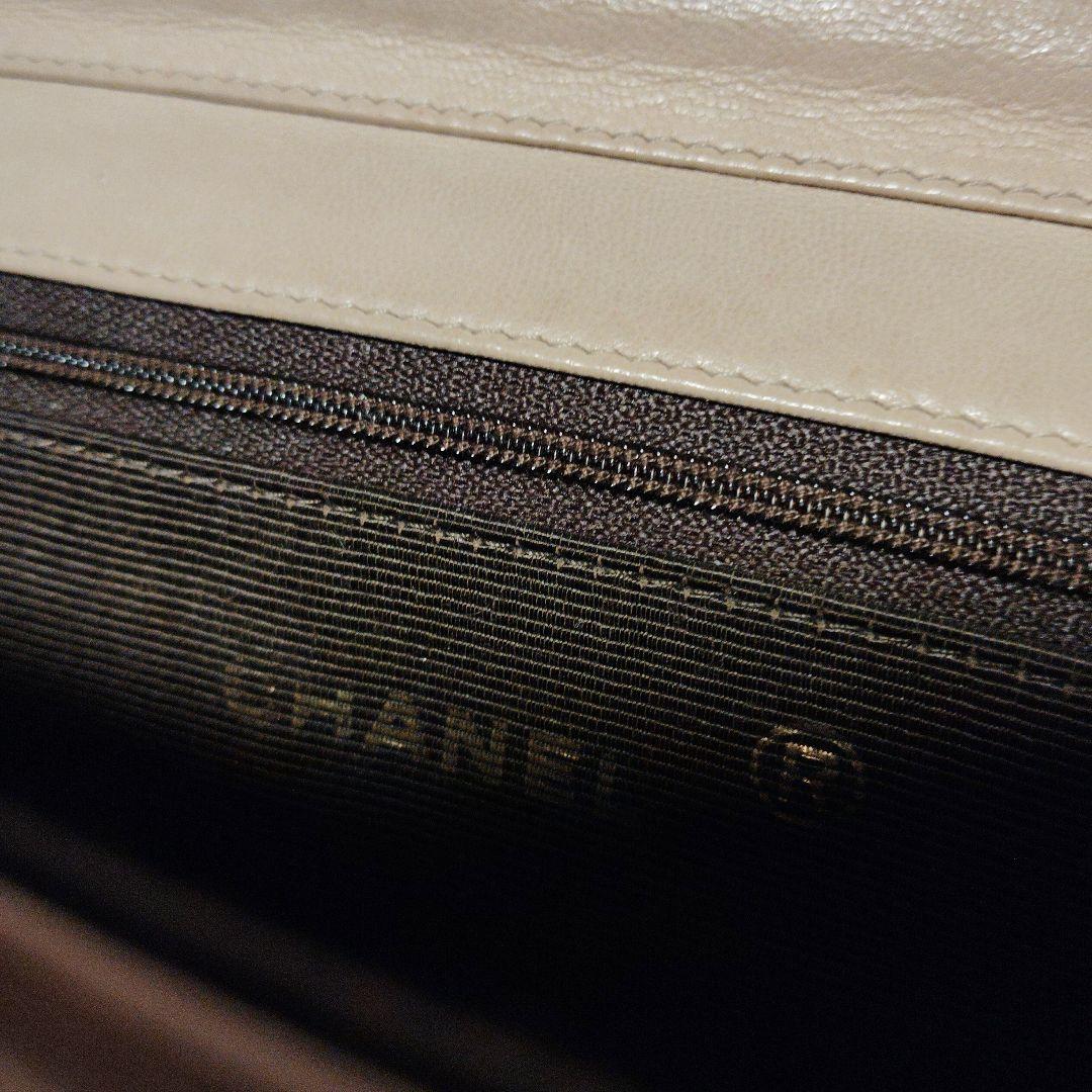 Chanel ハーフムーンショルダーバッグ ビンテージ